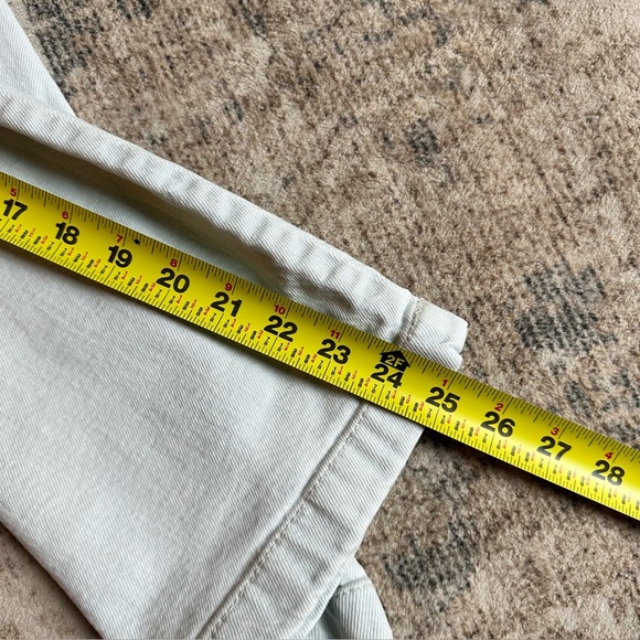 Free People Piper Mid Rise
Crop Wide‎ Leg Jeans
Bleach Bloom Womens Sz
32 - Picture 10 of 12